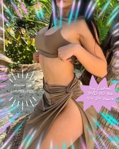 Aria and Ivy are here!