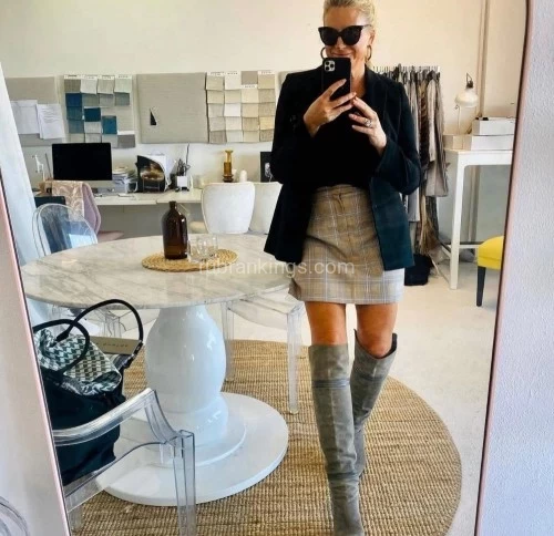 (747)688-7565 is Caucasianand offers nuru massages, asian massage, bodyrubs in Tampa and available for both on rubrankings ✅ I’ve extended my stay through November 23

“tantra-lizing temptress of tease” ♡ awaken your senses ♡ a touch you'll cherish 

Not everyone is meant to find me, but if you have, perhaps you’re the reason I’m here. For the discerning few, I create spaces where time slows, the noise fades and you are met with unparalleled presence. I am a sanctuary for those who value rarity, depth and unforgettable connection.

As a master of sensual artistry and sacred intimacy, I design experiences where sensuality becomes art and pleasure is elevated through conscious intention. I hold advanced trainings within Sexological Bodywork and Taoist Tantric Massage, alongside certifications in trauma-informed Life & NLP Mindset Coaching.

I fuse the science of the body with the poetry of sensuality to create encounters that are both exquisitely refined and profoundly transformative. I weave the erotic with the therapeutic, the physical with the energetic, the temporal with the eternal.

For the one who has tasted the finest and seeks something beyond even that, my work offers a reclamation of your deepest desires, your fullest presence and most authentic self. Every detail is intentionally crafted to meet the highest standard of luxury and sophistication. 

My approach is tailored entirely to you— whether you crave the surrender of nutrient-rich, sensual savoring, the awakening of new skills as a lover, or the simple art of being held in the presence of highly attuned, healing feminine energy. 

From our first exchange, you will feel the difference: no distractions, and only a rare devotion to the unfolding of our journey... one that leaves you with a sustained imprint of soulful, thought-provoking euphoria.

What I offer cannot be rushed, repeated, or replicated. If you desire it, take the step.

With Gratitude,
Janine 𓂀