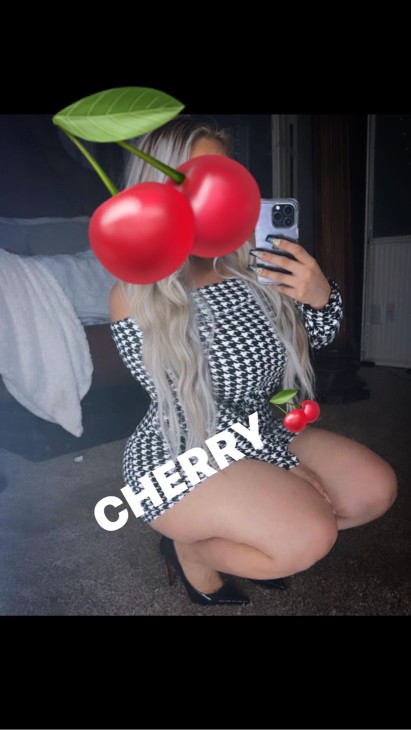 ()- is Latinoand offers nuru massages, asian massage, bodyrubs in Orlando and available for incall on rubrankings Please read details entirely before contacting me…
Blonde curvy bombshell!! 
Sexy and all you need to make your day better…  
*  i am BIG on hygiene. You must be freshly showered. If u are not i have the right to decline the session… 

I am an experienced provider that gives an amazing b2b rundown. My goal is for both of us to be fully satisfied. I only offer 2 rates- $200/session or $400/VIP session. This is non-negotiable. If u are looking for a quick mechanical session I AM NOT YOUR GIRL!!! 

I am located in a clean & private office 5 mins from the MCO aiport. I do NOT offer outcall!!
**I accept cash only!!

 I do NOT send pictures or engage in explicit conversation. By initiating contact w/ me u agree u are not affiliated w/ law enforcement. 

*Call when ready to book
***NO prepaid scams. U pay in person.
*** NO landlines or fake numbers. (please don't try to call or message) no chances for book.
I work by appointments only.!!
**Book and NS (blocked)
 
689-837-22zerozero
 