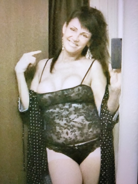 (937)993-4915 is Caucasianand offers nuru massages, asian massage, bodyrubs in Cincinnati and available for both on rubrankings 
