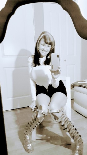 (937)993-4915 is Caucasianand offers nuru massages, asian massage, bodyrubs in Cincinnati and available for both on rubrankings 