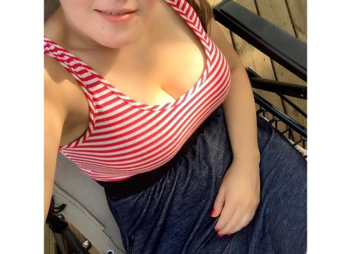 (224)633-3169 is Caucasianand offers nuru massages, asian massage, bodyrubs in Chicago and available for incall on rubrankings Sexy and sweet…. CMT with 8+ years experience offering incall at private location. Relax and unwind at my clean and upscale studio today! 60 min sessions available! 

Swedish/Deep Tissue/Light Touch/Stretching 

Lotion/Oil/Aromatherapy available upon request 

8am to 7pm daily, by appointment only in the Barrington area. 

Discretion assured, no explicit language, no exceptions.

Accepting: Cash or CC, Cash App, Apple Pay 