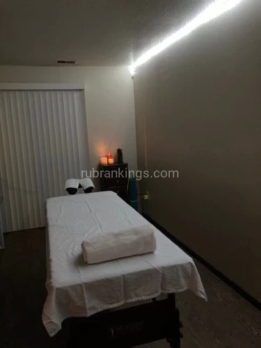 (602)367-7055 is Caucasianand offers nuru massages, asian massage, bodyrubs in Erie and available for incall on rubrankings Come for smooth body rub, different styles available. Let me rub your sore muscles with my warm hands. All with happy ending. Maybe you can rub on me too. Come over to my incall location, discreet, clean and ample parking.
Roses...
30min is 60$, upgraded is 80$, nuru is 120$
1 hour is 100$ upgraded is 160$, nuru is 220$

longer rubbs available upon request. 
Daytime hours or evening hours available. 
Call or text Rebecca at 1 -602 -367 -7055
