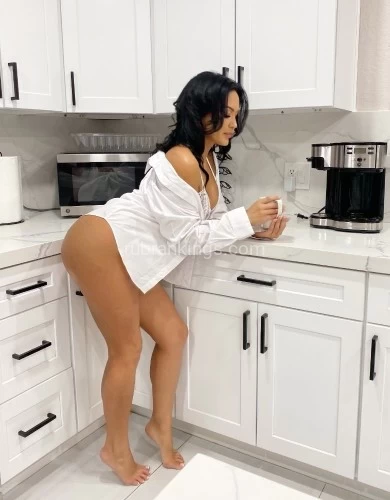 Phoenix BodyRubs Offered By (305)320-2244 | Bodyrubs (305)320-2244 is Caucasianand offers nuru massages, asian massage, bodyrubs in Phoenix and available for both on rubrankings Hi love,
I'm Mia, a seductive, elegant, nice, and sensual beauty.
I am a mature, responsible and experienced sweetheart. I love laughter and having a great time.
I love having all sorts of fun but I do specialize in the most amazing massages. My touch is unforgettable. I take the stressed and overworked man into another magical world.
✅ Outcall/Incall 400 roses
✅ Body-to-Body sensual massages
✅ Oils/lotion/music
✅ ....pure joys
Contact me via text to book. I do not require deposit, but I do screen lightly.
Come escape the world with me. ❤
Mia
Please don’t text explicitly.  
Donation is for sensual massages. More fun available.