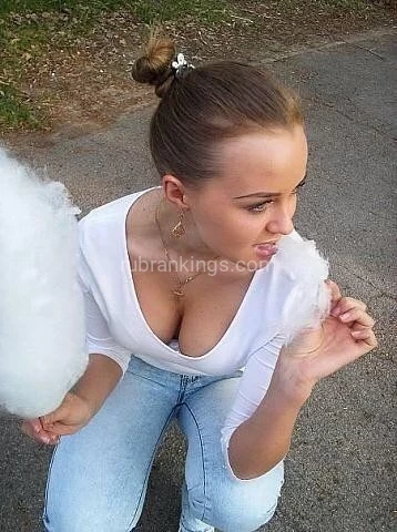 (646)444-4623 is Caucasianand offers nuru massages, asian massage, bodyrubs in New york and available for both on rubrankings I am cute european girl who is a student the same time.
My lessons are very important for me but tuition is not cheap.
Makes me hard working person …
I do quality and relaxing massage, nuru and sometimes tantra, 
If you have mood to see a new cool girl - I am right chick for you 

Most important - I am not an escort worker and Don’t do any extra 
I can do visiting as well 
Cash, venmo, zelle and CC are accepted 