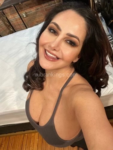 (606)614-5993 is Caucasianand offers nuru massages, asian massage, bodyrubs in Atlanta and available for both on rubrankings Welcome to the most sensual dream come true. 
I enjoy the company of generous respectful business men.
I am an independent massage NURU provider who is extremely down to earth and very playful. My beautiful eyes, soft skin, perky DD's, and sweet playful charm will have you feeling like the luckiest man. I offer a full body therapeutic sensual massage in my clean spa like studio My sessions are never rushed and always unique to cater to your personal taste❤ 

An exceptionally wonderful massage from an obviously schooled and educated massage therapist with the most incredible twist to start and end your session that I’ll provide . You won't be disappointed.

❤ Erotic Tantric
❤Private service available 
❤ NURU MASSAGE movies 100% Real Photos
❤ Independent NURU Massage Provider
❤ Bleached Linens
❤ Hand Sanitizer
❤ Unscented Organic Oil
❤ Private Parking
❤ Water Bottles
❤️ Happy ending available