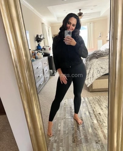 (606)614-5993 is Caucasianand offers nuru massages, asian massage, bodyrubs in Atlanta and available for both on rubrankings Welcome to the most sensual dream come true. 
I enjoy the company of generous respectful business men.
I am an independent massage NURU provider who is extremely down to earth and very playful. My beautiful eyes, soft skin, perky DD's, and sweet playful charm will have you feeling like the luckiest man. I offer a full body therapeutic sensual massage in my clean spa like studio My sessions are never rushed and always unique to cater to your personal taste❤ 

An exceptionally wonderful massage from an obviously schooled and educated massage therapist with the most incredible twist to start and end your session that I’ll provide . You won't be disappointed.

❤ Erotic Tantric
❤Private service available 
❤ NURU MASSAGE movies 100% Real Photos
❤ Independent NURU Massage Provider
❤ Bleached Linens
❤ Hand Sanitizer
❤ Unscented Organic Oil
❤ Private Parking
❤ Water Bottles
❤️ Happy ending available