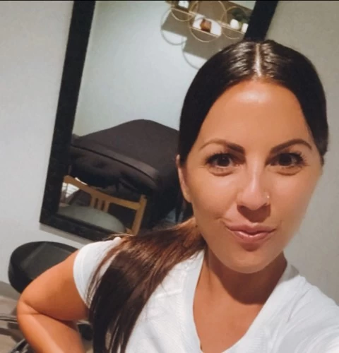 BEST MASSEUSE ( LMT ) IN NASHVILLE TENNESSEE 