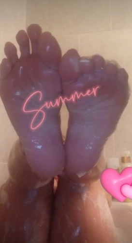 $200-* BUSTY & FUN  KINKY SOCCER MOM  