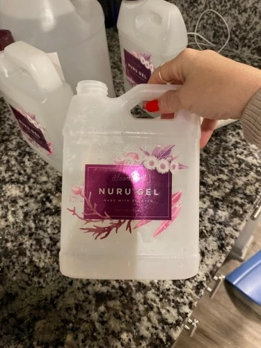 NEW KAYLA TODAY! START YOUR WEEK WITH A BANG!🍊🍆