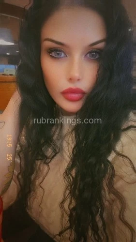 (314)415-0909 is Caucasianand offers nuru massages, asian massage, bodyrubs in St louis and available for incall on rubrankings Discreet, private and very clean location 
Shower available
Clean linens
Texting ok.
Mutual touch

High quality environment with high quality sessions.