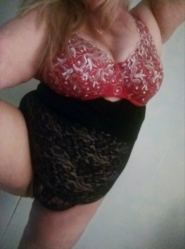 (949)989-7060 is Caucasianand offers nuru massages, asian massage, bodyrubs in Orange county and available for incall on rubrankings Former model and exotic dancer always discreet. See reviews on erotic monkey. https://www.eroticmonkey.ch/bbwblonde-escort-orange-county-987203
Upscale private apartment near major highway exit. No pets, glitter, smoking, drugs, or heavy perfume. Im always safe. 
I just require an introduction voicemail. Also prices include tip, no deposit.  140 half hour, 200 hour. I like to have 1-2 hours notice, but just ask me. 9four9 989 7zero6zero