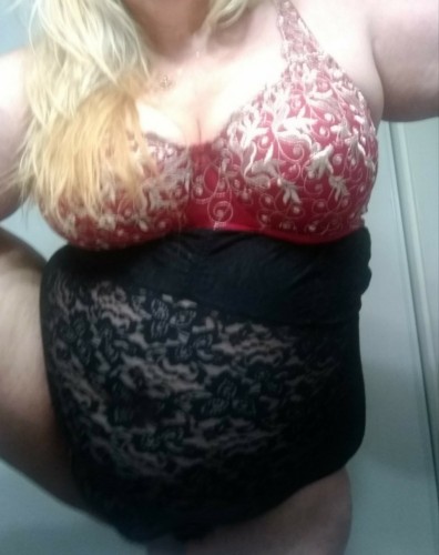 (949)989-7060 is Caucasianand offers nuru massages, asian massage, bodyrubs in Orange county and available for incall on rubrankings Former model and exotic dancer always discreet. See reviews on erotic monkey. https://www.eroticmonkey.ch/bbwblonde-escort-orange-county-987203
Upscale private apartment near major highway exit. No pets, glitter, smoking, drugs, or heavy perfume. Im always safe. 
I just require an introduction voicemail. Also prices include tip, no deposit.  140 half hour, 200 hour. I like to have 1-2 hours notice, but just ask me. 9four9 989 7zero6zero