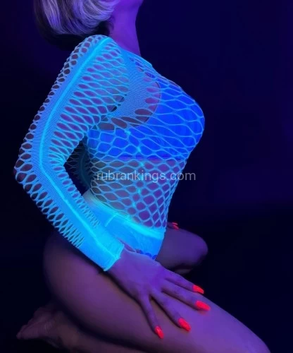 (539)367-7335 is Caucasianand offers nuru massages, asian massage, bodyrubs in Dallas and available for both on rubrankings Hello gentlemen and couples! I'm The Best Bekky, here to entertain you. When we meet, you'll instantly feel at ease with me. I'm laid back and easy to talk to. Let me be your unlicensed therapist ;)

I have a natural DD chest, long luscious legs, and a great attitude! Come spend an hour or more with your favorite milf next door.

Multiple hour and overnight appointments available
Travel trips (fmty) are available with advanced notice.

Call, text, or email now to schedule a relaxing session! 

SC - TheBestBekky 